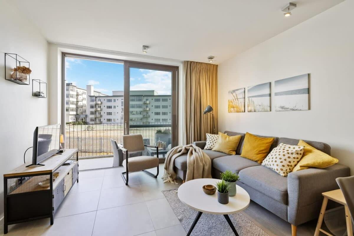 Huswell - Apartment With Natural Swimming Pool มิดเดิลแกร์เกอ ภายนอก รูปภาพ