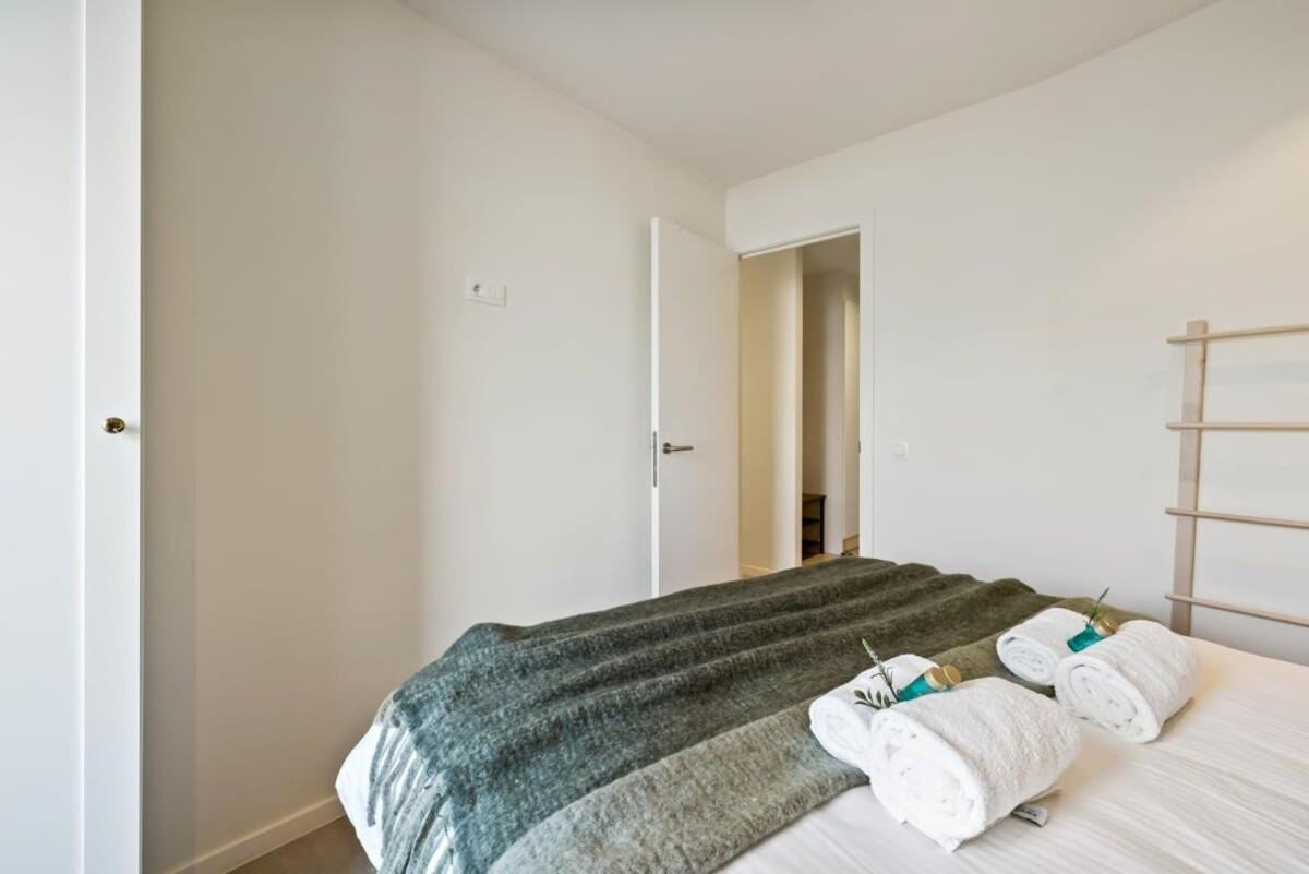 Huswell - Apartment With Natural Swimming Pool มิดเดิลแกร์เกอ ภายนอก รูปภาพ
