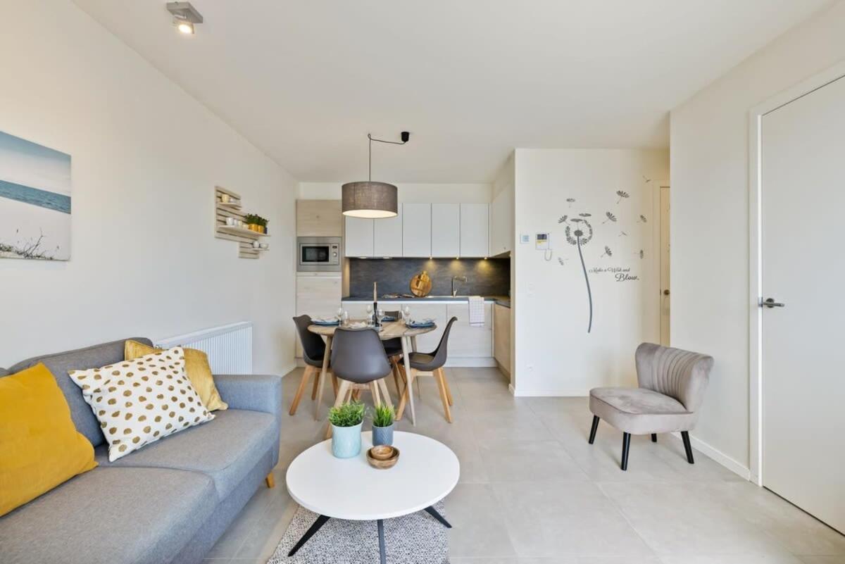 Huswell - Apartment With Natural Swimming Pool มิดเดิลแกร์เกอ ภายนอก รูปภาพ